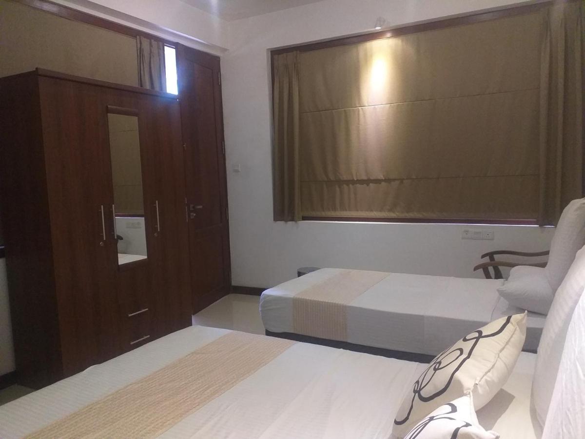 De Mansion Hotels Katugastota Dış mekan fotoğraf